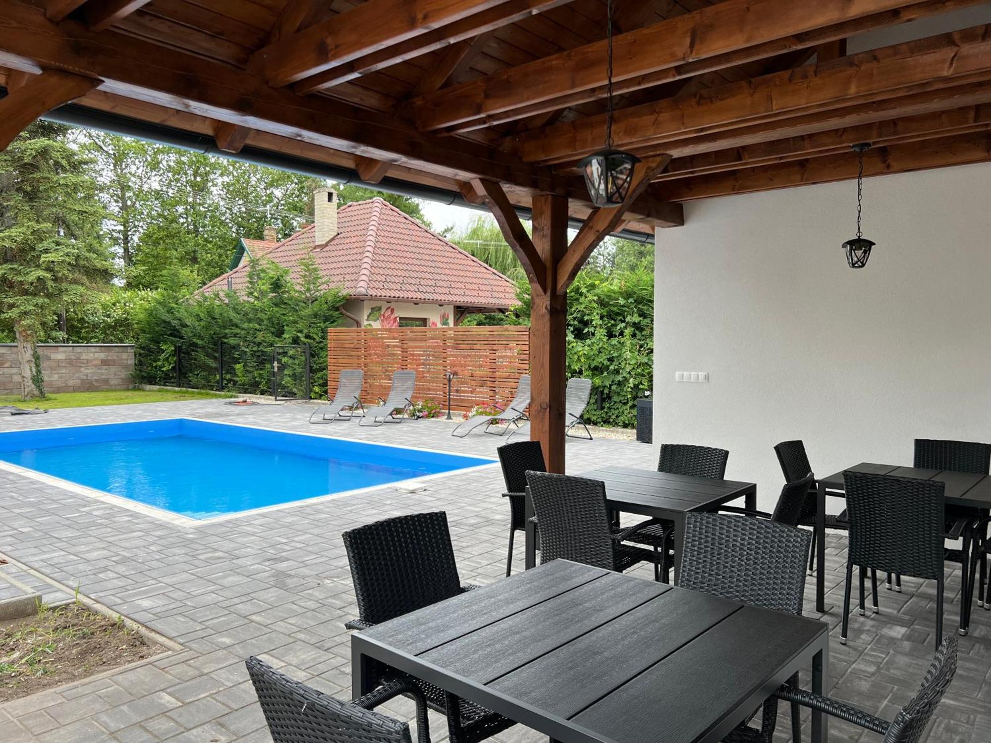 Baka Apartman Ábrahámhegy Exteriör bild